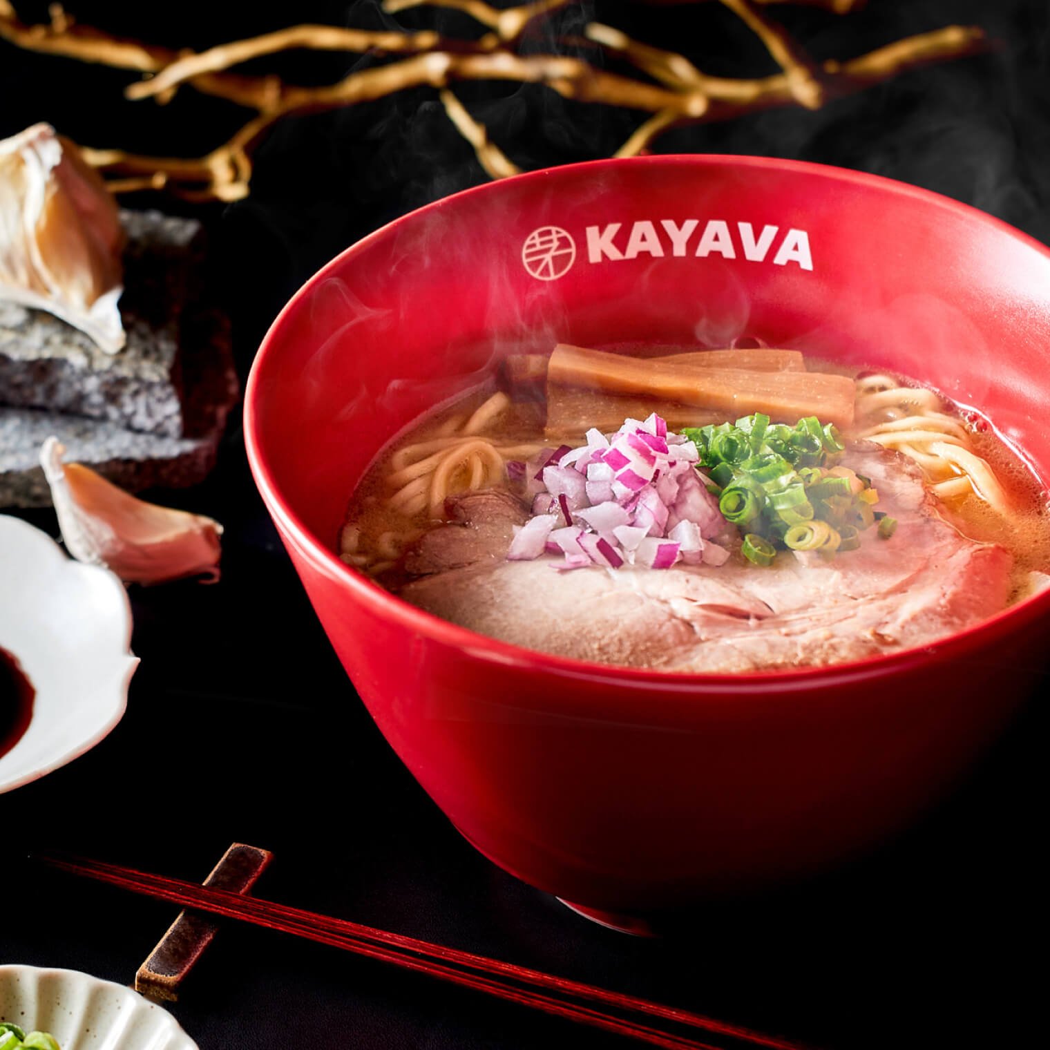 鶏白湯醤油ラーメン