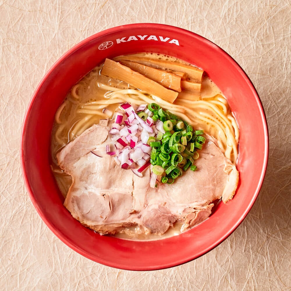 鶏白湯醤油ラーメン